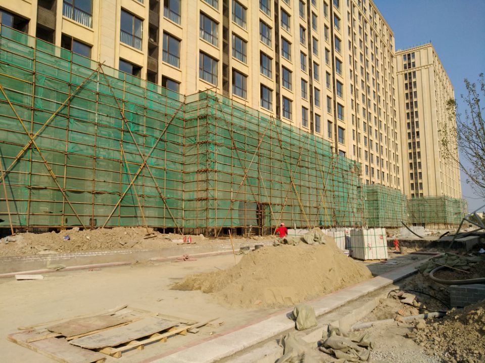 搭鋼管腳手架多少錢(qián)-上海鋼管腳手架公司-松江鋼管腳手架